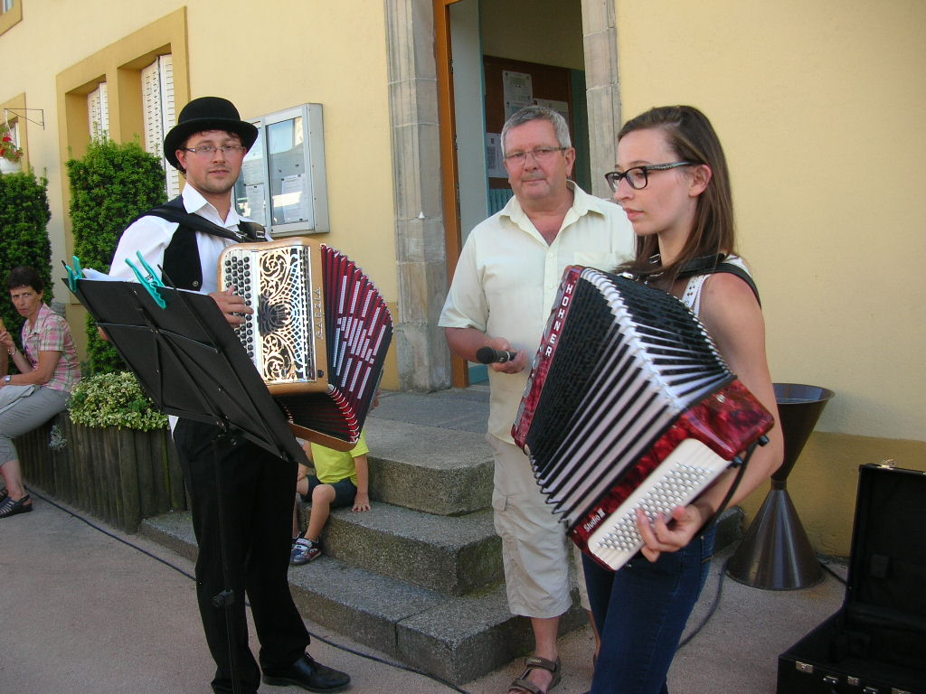 Marche d ete Gastronomie accordeon 001