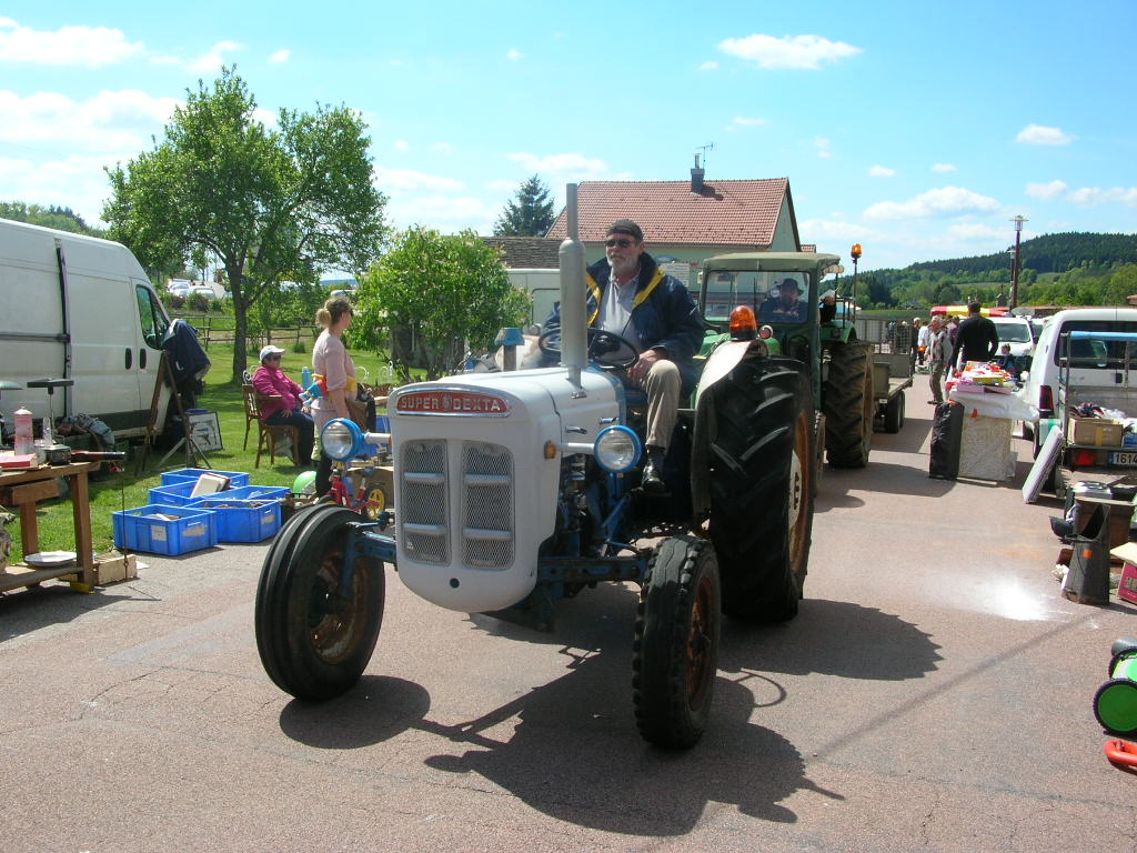 Vieux materiel agricole Samedi 138