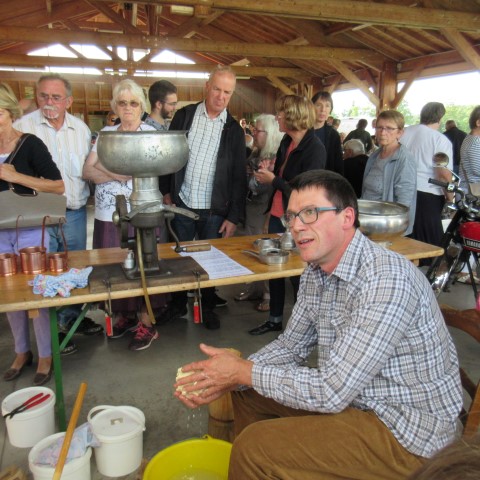 Thierry et les produits laitiers (3) (Small)