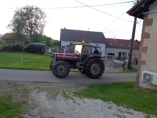 Parade (9) (Small)