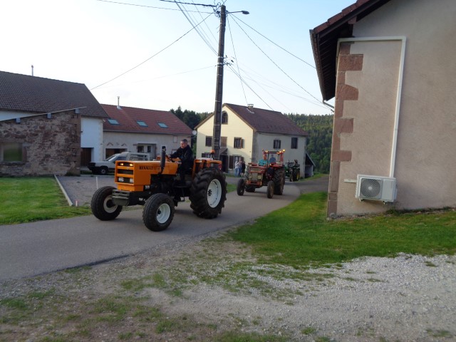 Parade (16) (Small)