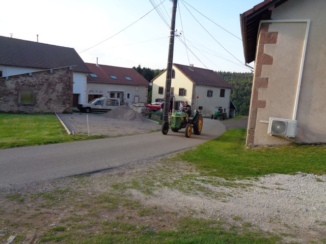 Parade (18) (Small)