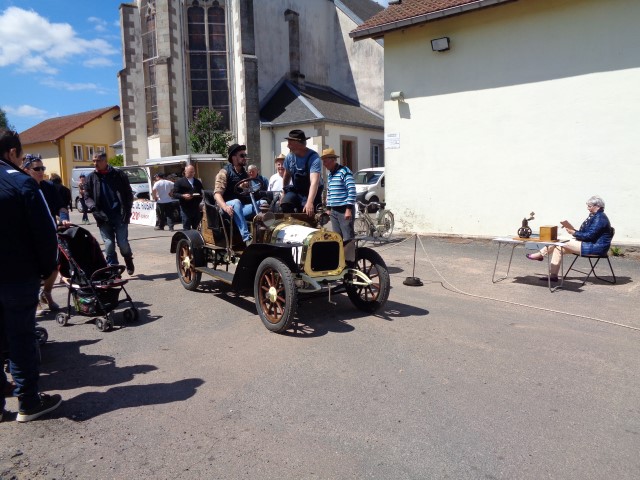 Vieux moteurs dimanche 2025 (12) (Small)
