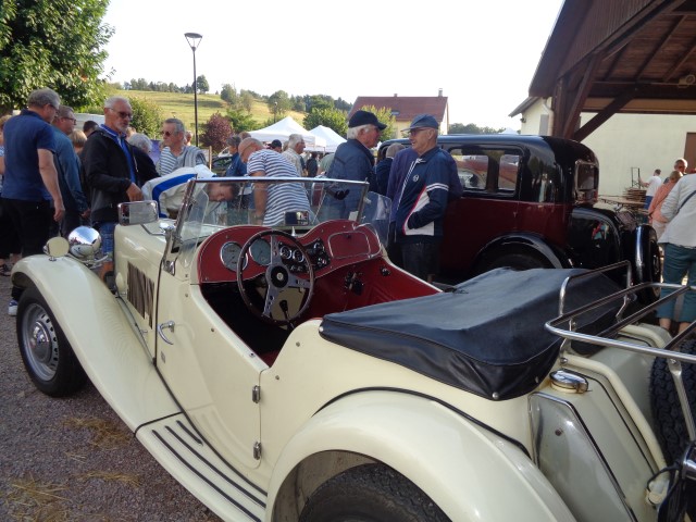 9 Vehicules anciens (15) (Small)