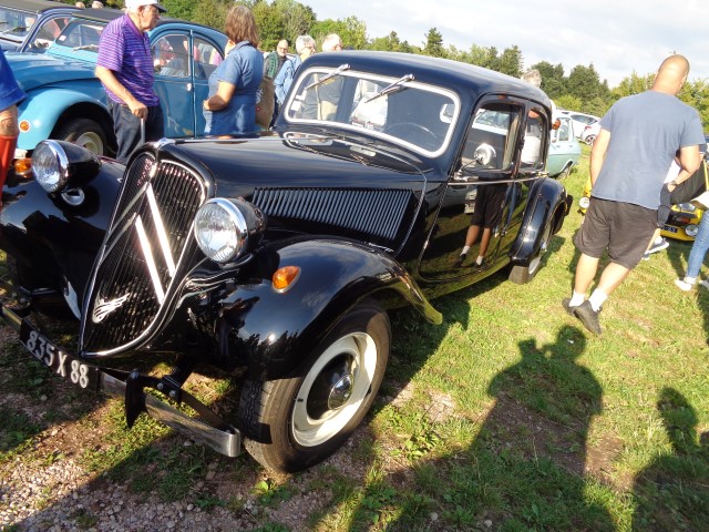 9 Vehicules anciens (64) (Small)