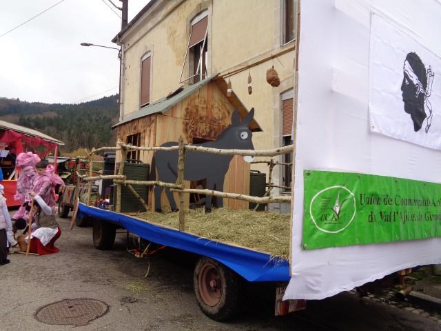 Defile Foire aux andouilles (27) (Small)
