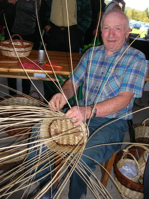Marche d ete 24 aout 2007 Vannerie 025